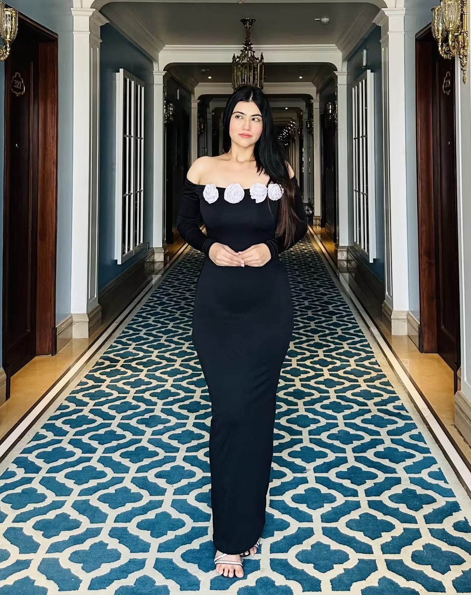 rooshy met gala bck gown