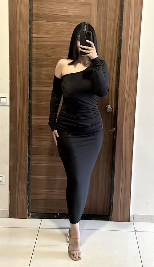 Kourtney Sleeve Cut Bodycon Dress