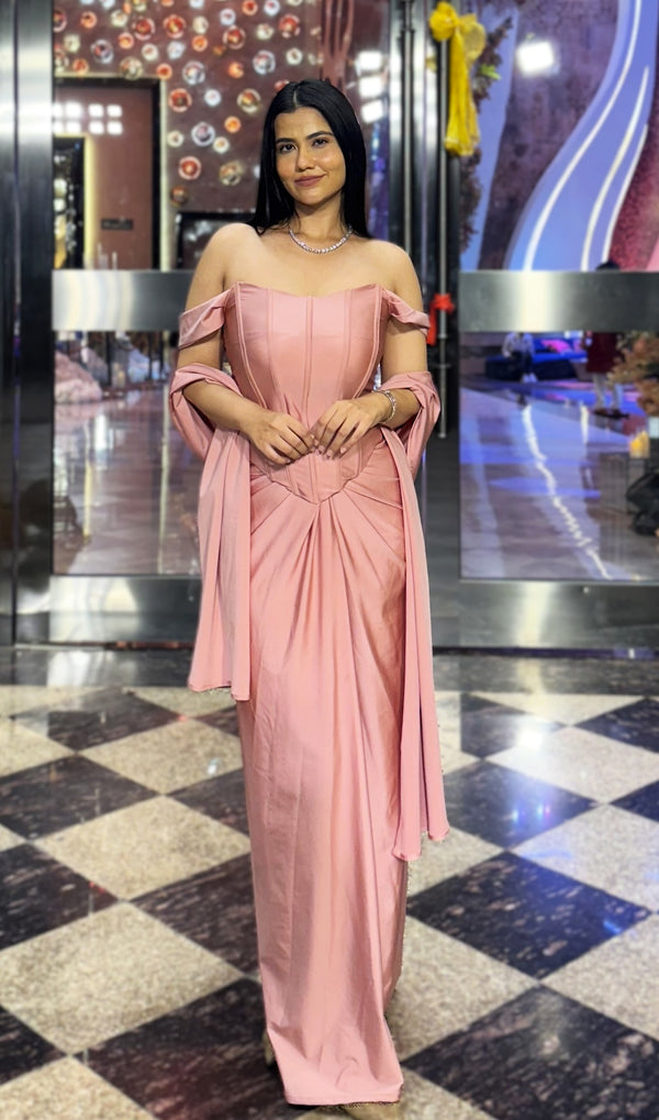 rooshy Adaa Luxe Drape Set - model smiling full length in blush pink drape set with dupatta checkered floor