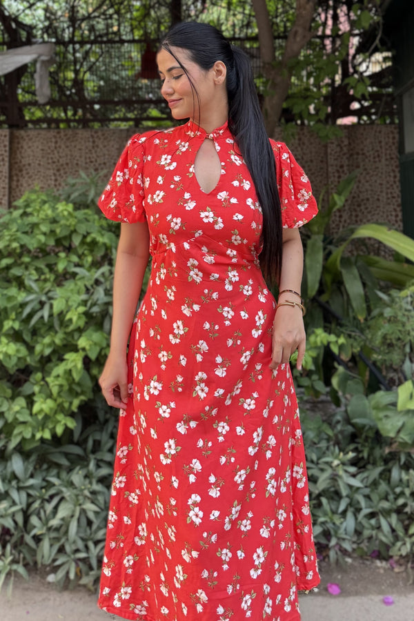 rooshy Sakura Muse Dress - close-up of keyhole neckline and waist tie detail on red floral dress