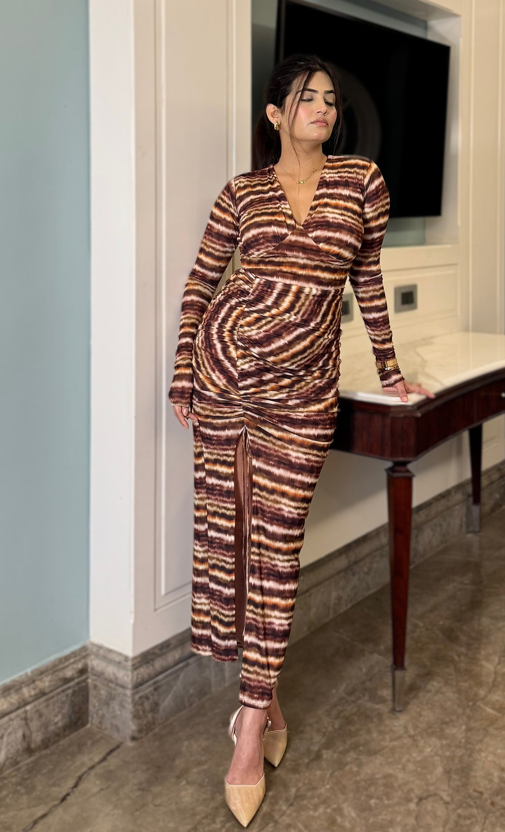 rooshy slittok bodycon dress