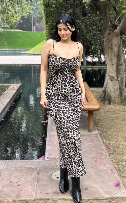 rooshy sleeveless bodycon dress
