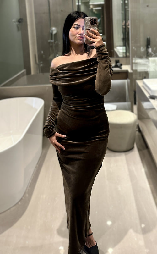 rooshy brown velvet off shoulder bodycon dress