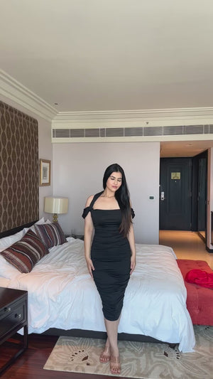 rooshy black fit dress